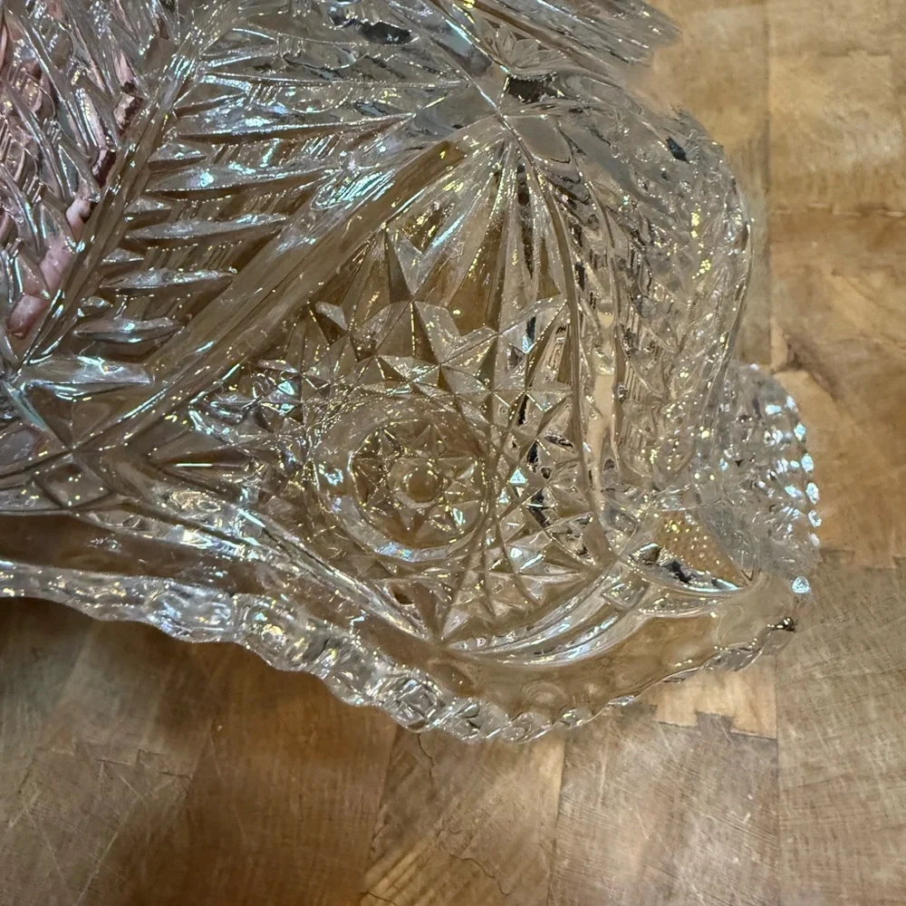 MCM Vintage Intricate Clear Glass Fruit Bowl Serving Dish
